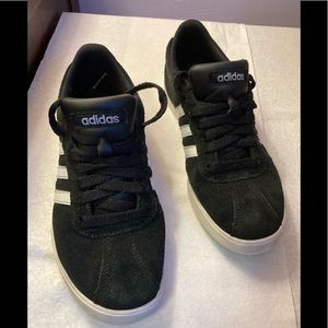 Adidas classic suede black shoes tennis flats US 6